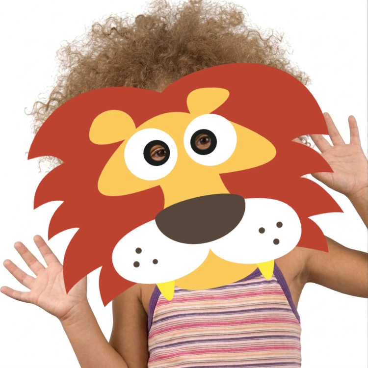 Girl wearing a printable lion mask